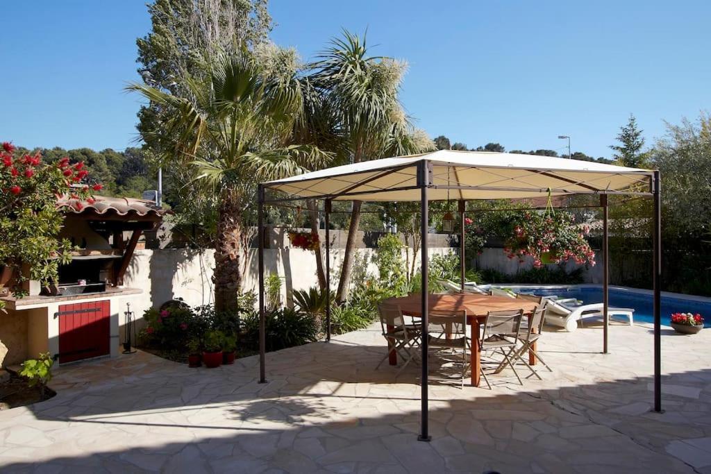 Studio Dans Villa Avec Piscine 카시스 외부 사진